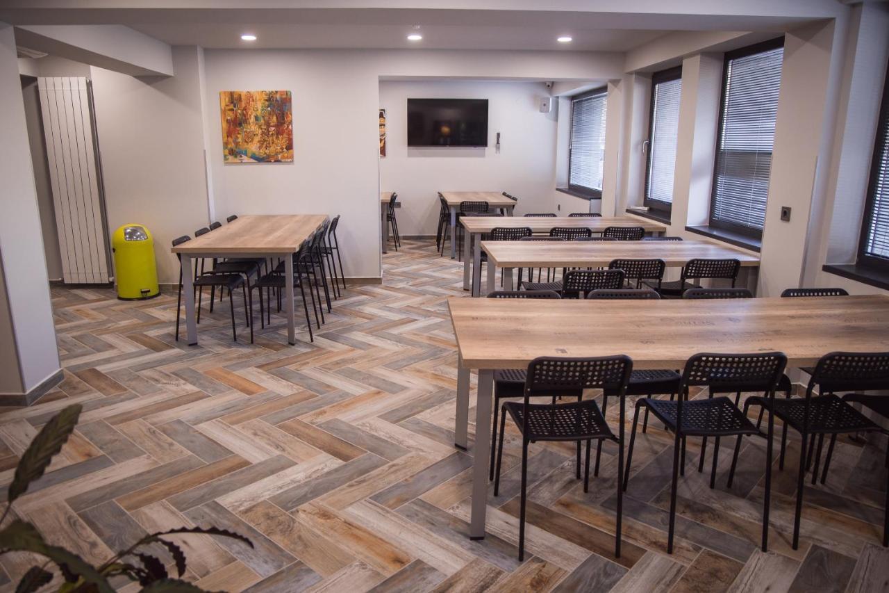 Dorm Bg Pet-Friendly Aparthotel Stara Zagora Exterior photo